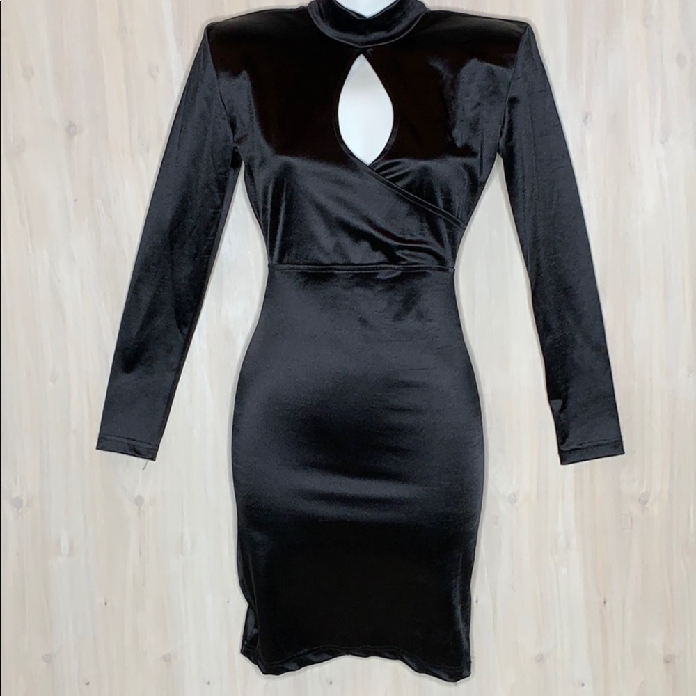 ⭐️ 4 Now | Stretchy Satin Mini Dress | XS | Black